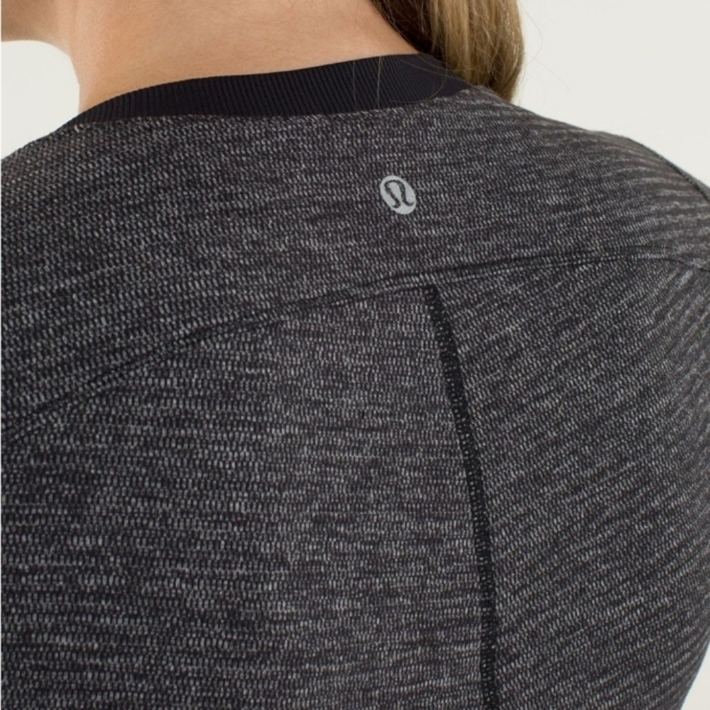 ❤️ LULULEMON BASE RUNNER LONG SLEEVE TOP, 8 - Picture 6 of 14
